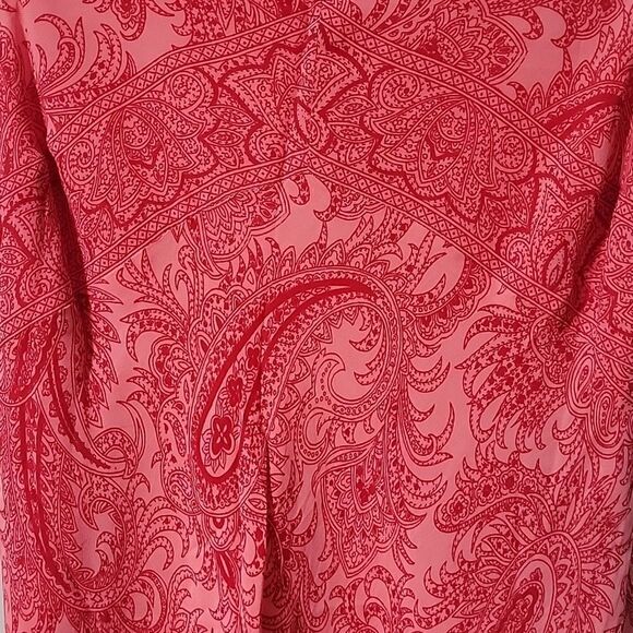 Summer pink dress with red paisley design - Picture 2 of 4